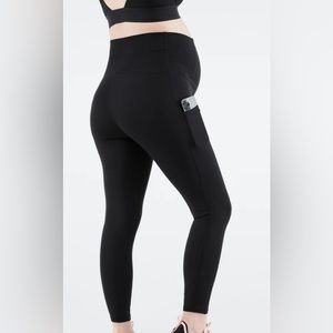 NWT HIGH-WAISTED PURELUXE MATERNITY 7/8 LENGTH LEGGINGS SIZE L